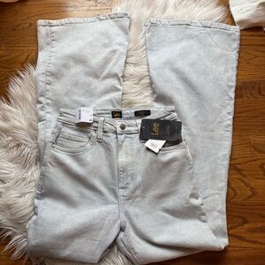 NWT Free People Lee High Rise Flare Jeans in Summer Haze